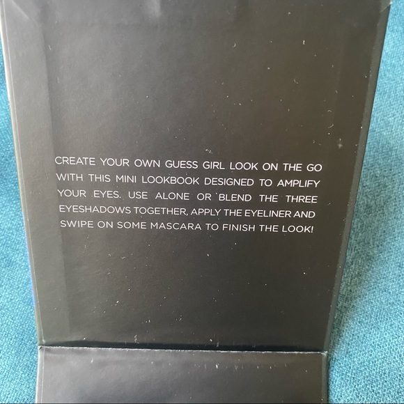 NIB | Guess Blue Smokey Mini Look Book Eyeshadow, Mascara and Eyeliner Set - Picture 5 of 5